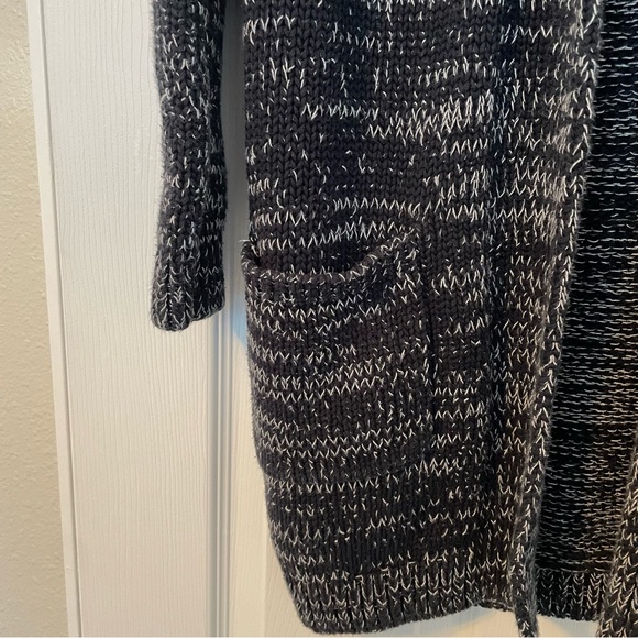 Thick gap cardigan - Picture 3 of 4